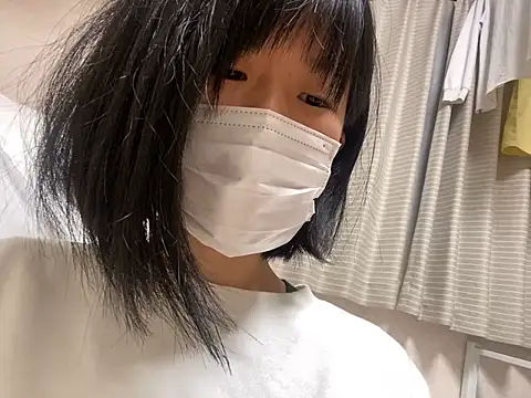 Snapshot of riri_riri_jp chatting on November 10, 2025, 9:41 am riri riri jp online show from November 10, 2025, 9:41 am