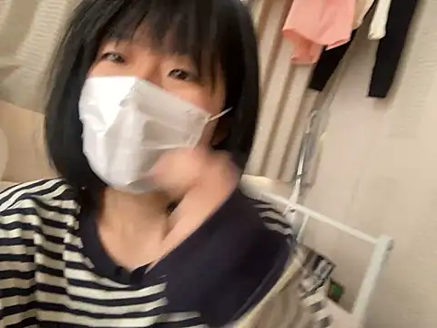 Snapshot of riri_riri_jp chatting on November 11, 2025, 1:49 am riri riri jp online show from November 11, 2025, 1:49 am