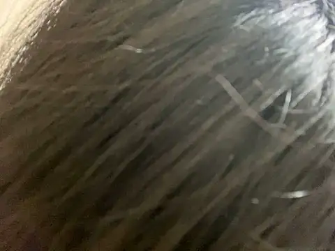 Snapshot of riri_riri_jp chatting on December 15, 2025, 11:25 am riri riri jp online show from December 15, 2025, 11:25 am