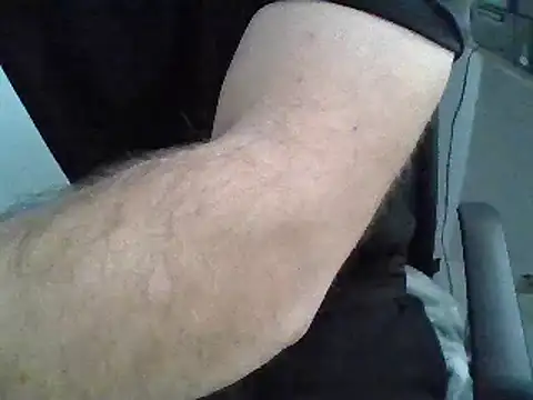 Snapshot of hengst2312 chatting on January 20, 2025, 11:24 am hengst2312 online show from January 20, 2025, 11:24 am