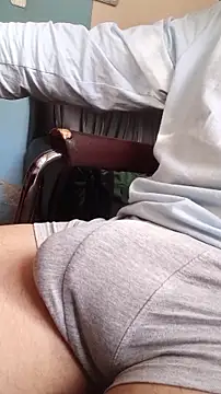 Snapshot of Andre16c chatting on January 7, 2026, 1:46 pm Andre16c online show from January 7, 2026, 1:46 pm