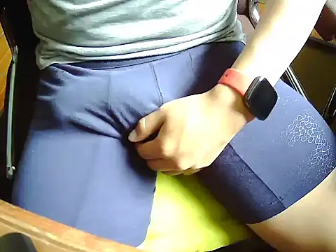 Snapshot of Andre16c chatting on February 11, 2026, 3:39 pm Andre16c online show from February 11, 2026, 3:39 pm