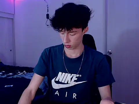 Snapshot of Juanmres chatting on February 25, 2026, 8:51 pm Juanmres online show from February 25, 2026, 8:51 pm