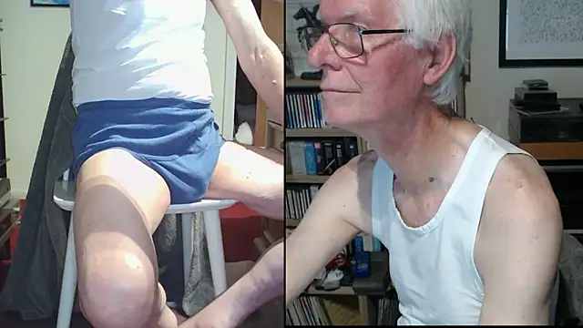 Snapshot of bigears chatting on October 13, 2025, 7:14 pm bigears online show from October 13, 2025, 7:14 pm