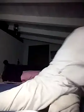 Snapshot of divinaerotica chatting on February 2, 2026, 5:33 pm divinaerotica online show from February 2, 2026, 5:33 pm