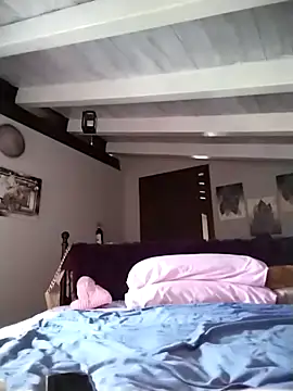 Snapshot of divinaerotica chatting on February 6, 2026, 2:09 pm divinaerotica online show from February 6, 2026, 2:09 pm