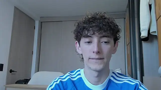 Snapshot of miketwink chatting on September 23, 2025, 10:02 pm miketwink online show from September 23, 2025, 10:02 pm