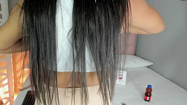 Snapshot of ashanty_queen chatting on March 15, 2025, 12:13 pm ashanty queen online show from March 15, 2025, 12:13 pm