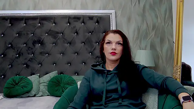 Snapshot of LissaAnn chatting on February 27, 2025, 5:36 pm LissaAnn online show from February 27, 2025, 5:36 pm