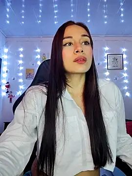 Snapshot of Marce0 chatting on February 13, 2026, 2:07 am Marce0 online show from February 13, 2026, 2:07 am