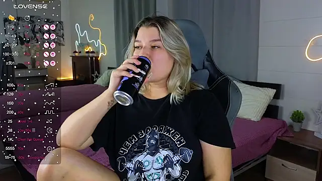 Snapshot of Jenny_Smit chatting on September 9, 2025, 4:01 am Jenny Smit online show from September 9, 2025, 4:01 am