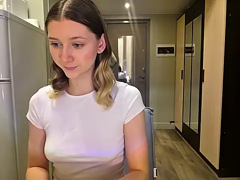 jackp0t   online show from February 5, 2026, 1:27 pm