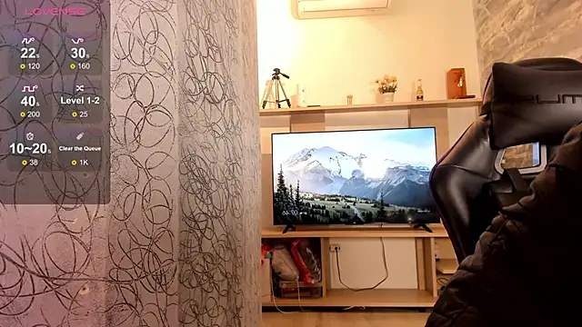 Snapshot of marcuscollins1_ chatting on February 13, 2026, 12:45 pm marcuscollins1 online show from February 13, 2026, 12:45 pm