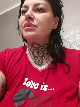 Snapshot of CannabisQueenn chatting on November 30, 2025, 7:29 pm CannabisQueenn online show from November 30, 2025, 7:29 pm