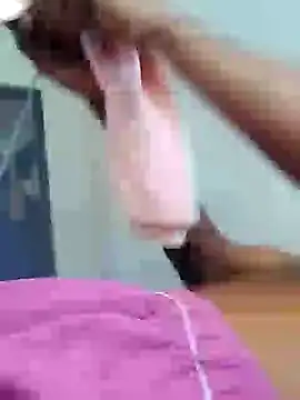 Dhanu25146 online show from February 7, 2025, 6:03 am