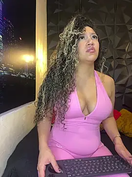 MiaCurly3 online show from February 26, 2026, 4:33 am