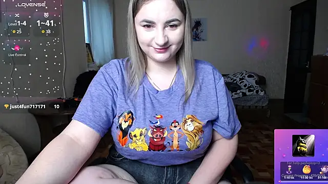 YourSwetiwGirl online show from November 7, 2025, 9:31 am