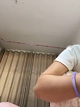 Snapshot of jinj-a chatting on March 14, 2025, 2:53 am jinj-a online show from March 14, 2025, 2:53 am