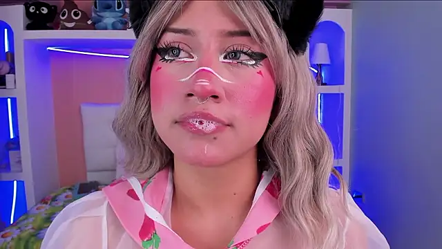 Snapshot of miss___megan chatting on February 13, 2026, 2:07 am miss megan online show from February 13, 2026, 2:07 am