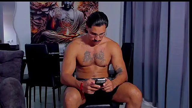 Valentino Dosantos  online show from February 25, 2026, 9:13 pm