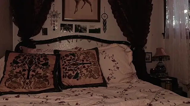 sinfulblonde1 online show from February 2, 2026, 11:36 pm