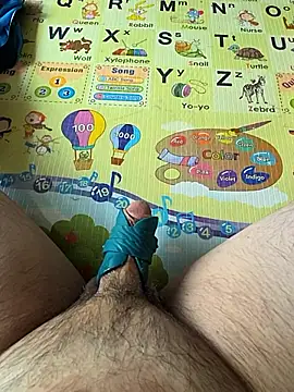 Snapshot of halu5400 chatting on October 30, 2025, 4:25 am halu5400 online show from October 30, 2025, 4:25 am