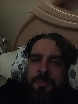 Snapshot of serpensy chatting on October 3, 2025, 4:20 am serpensy online show from October 3, 2025, 4:20 am