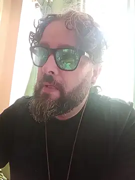 Snapshot of serpensy chatting on October 4, 2025, 1:53 pm serpensy online show from October 4, 2025, 1:53 pm