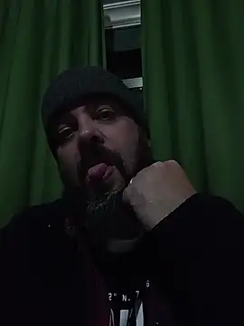 Snapshot of serpensy chatting on November 27, 2025, 5:37 pm serpensy online show from November 27, 2025, 5:37 pm