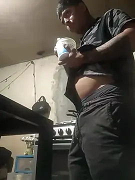 Snapshot of Elcabezhupas97 chatting on February 23, 2025, 9:22 am Elcabezhupas97 online show from February 23, 2025, 9:22 am