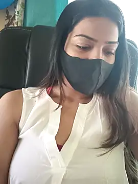 Snapshot of CRAZY__BITE chatting on November 28, 2025, 10:29 am CRAZY BITE online show from November 28, 2025, 10:29 am