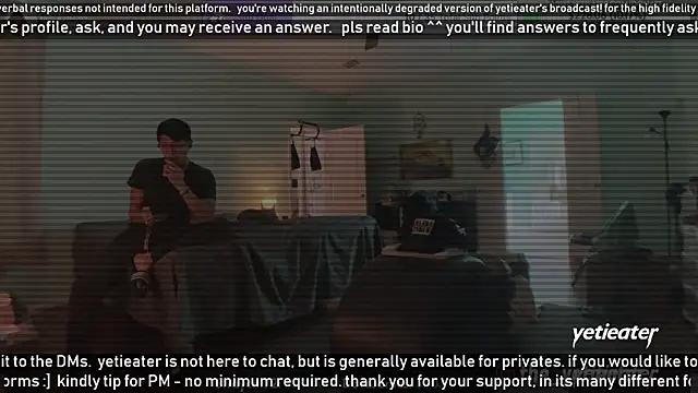 Snapshot of yetieater chatting on January 2, 2025, 6:12 pm yetieater online show from January 2, 2025, 6:12 pm