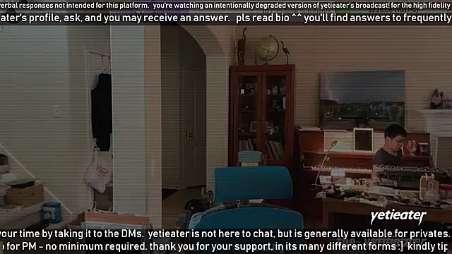 Snapshot of yetieater chatting on January 24, 2025, 10:08 pm yetieater online show from January 24, 2025, 10:08 pm