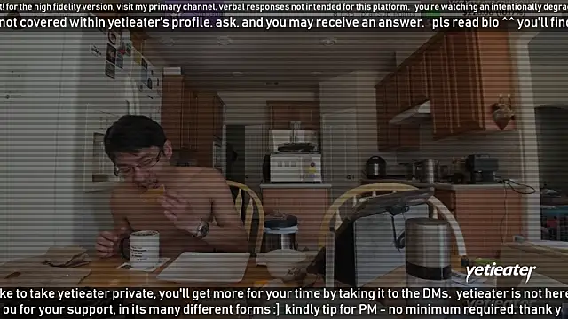 Snapshot of yetieater chatting on February 5, 2025, 4:47 pm yetieater online show from February 5, 2025, 4:47 pm