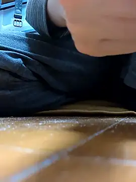 Snapshot of mgnhiroyuki chatting on February 25, 2026, 12:09 am mgnhiroyuki online show from February 25, 2026, 12:09 am