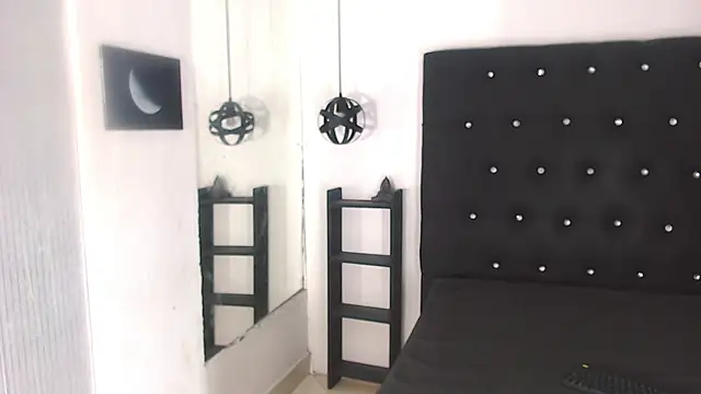 Emily Castillo 1 online show from March 6, 2025, 7:47 am