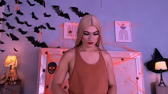 Emily Castillo 1 online show from October 21, 2025, 5:41 am