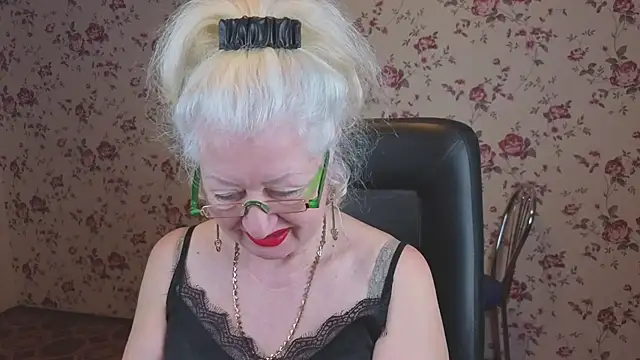 Maya Mayflower online show from January 17, 2026, 3:11 am