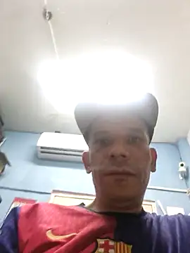 Snapshot of karlossan24 chatting on October 21, 2025, 7:09 am karlossan24 online show from October 21, 2025, 7:09 am