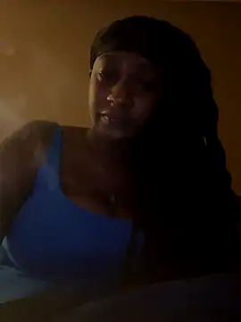 Snapshot of Dymmmm chatting on October 19, 2025, 11:49 pm Dymmmm online show from October 19, 2025, 11:49 pm