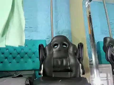 Snapshot of NohaCollens chatting on March 11, 2025, 5:46 pm NohaCollens online show from March 11, 2025, 5:46 pm