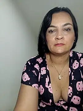 Snapshot of megan_milf79 chatting on December 5, 2025, 2:09 am megan milf79 online show from December 5, 2025, 2:09 am