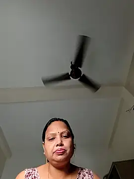 Snapshot of Arohi35 chatting on September 20, 2025, 2:45 am Arohi35 online show from September 20, 2025, 2:45 am