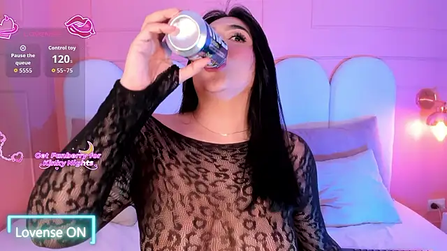 eva sainnt online show from January 18, 2026, 4:27 am