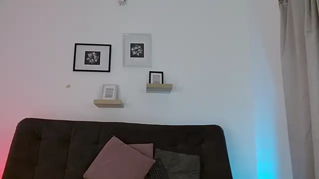 Snapshot of maxy_storm chatting on March 17, 2025, 1:35 am maxy storm online show from March 17, 2025, 1:35 am