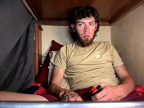 bwcizThrobbing online show from October 11, 2025, 11:58 pm