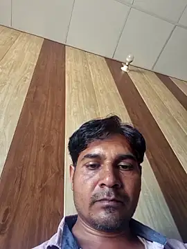 Snapshot of johnny8731 chatting on September 11, 2025, 8:03 am johnny8731 online show from September 11, 2025, 8:03 am