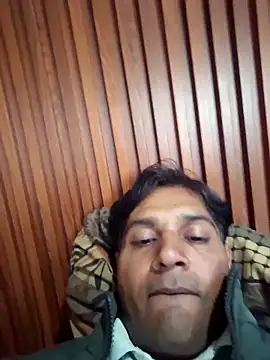 Snapshot of johnny8731 chatting on November 23, 2025, 9:42 am johnny8731 online show from November 23, 2025, 9:42 am