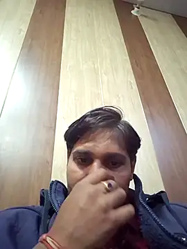 Snapshot of johnny8731 chatting on December 4, 2025, 1:42 pm johnny8731 online show from December 4, 2025, 1:42 pm