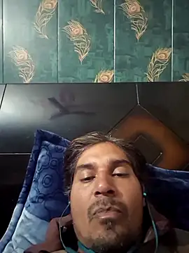 Snapshot of johnny8731 chatting on January 6, 2026, 5:49 pm johnny8731 online show from January 6, 2026, 5:49 pm